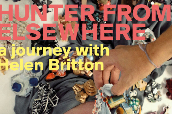 “Hunter from Elsewhere –A journey with Helen Britton” von Elena Alvarez Lutz
